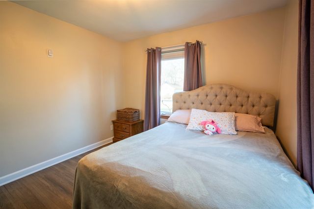 2804 Sunny Lane, Cedar Falls, IA 50613