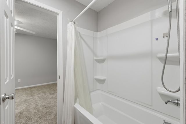 1403 Airline Drive A, College Station, TX 77845