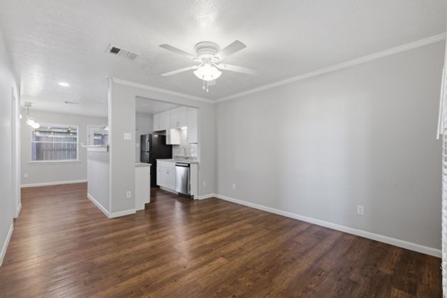1403 Airline Drive A, College Station, TX 77845