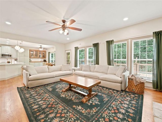 1038 Boxwood Lane, Canton, GA 30114