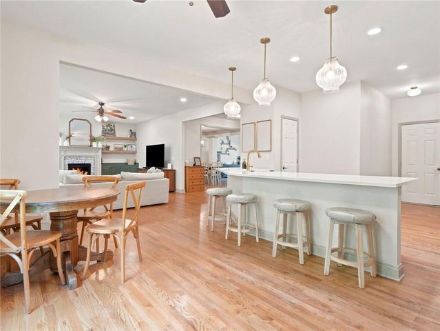 1038 Boxwood Lane, Canton, GA 30114