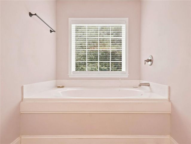 1038 Boxwood Lane, Canton, GA 30114