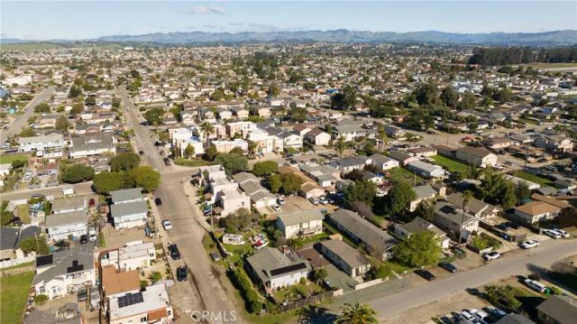 2120 Paso Robles Street, Oceano, CA 93445