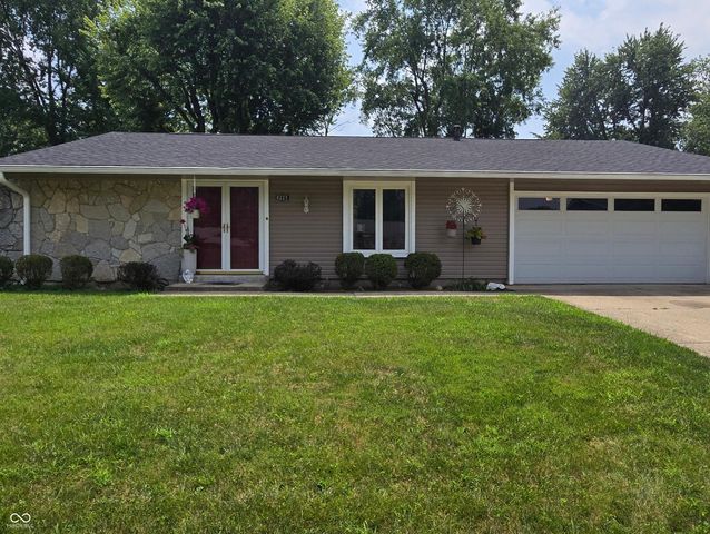 8221 Orchid Lane, Indianapolis, IN 46219