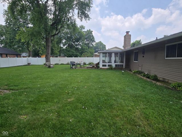 8221 Orchid Lane, Indianapolis, IN 46219