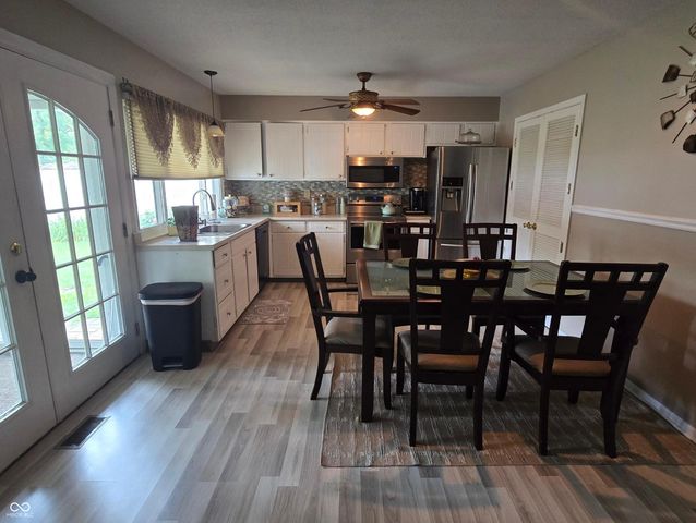 8221 Orchid Lane, Indianapolis, IN 46219