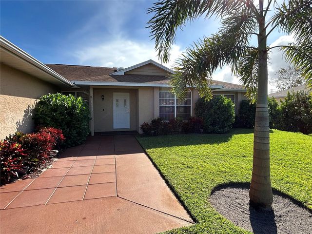 2232 SE LONGHORN AVENUE, Port St Lucie, FL 34952