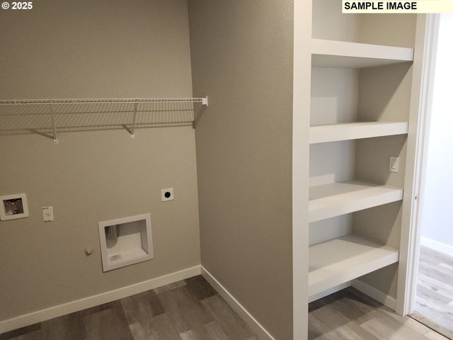 717 Magnolia Ave, Woodburn, OR 97071