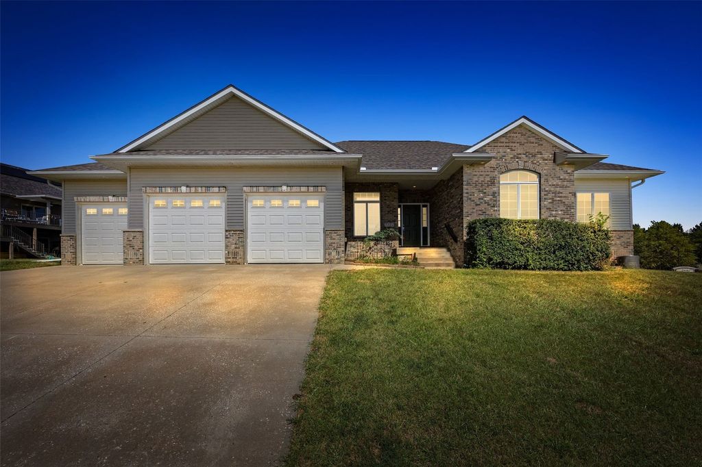 3406 Kearney Lane, Iowa City, IA 52246