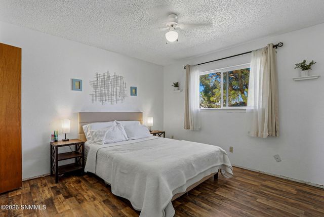 1827 Ash Avenue, Las Cruces, NM 88001