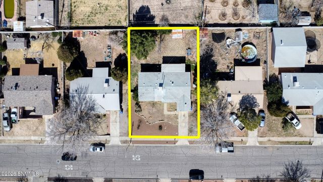 1827 Ash Avenue, Las Cruces, NM 88001
