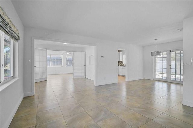 2866 LOUISE STREET, Sarasota, FL 34237