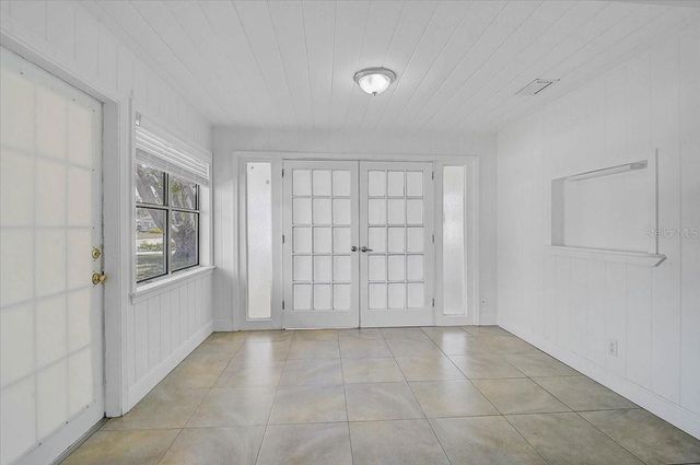 2866 LOUISE STREET, Sarasota, FL 34237