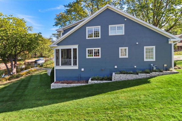 W5225 Sterlingworth COURT, Elkhorn, WI 53121