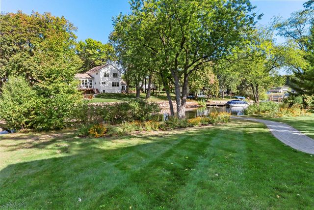 W5225 Sterlingworth COURT, Elkhorn, WI 53121