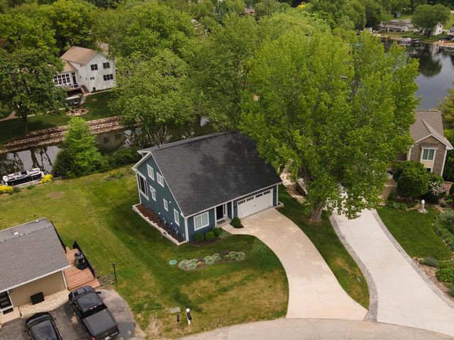 W5225 Sterlingworth COURT, Elkhorn, WI 53121
