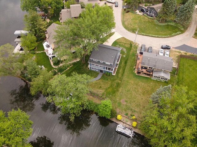 W5225 Sterlingworth COURT, Elkhorn, WI 53121