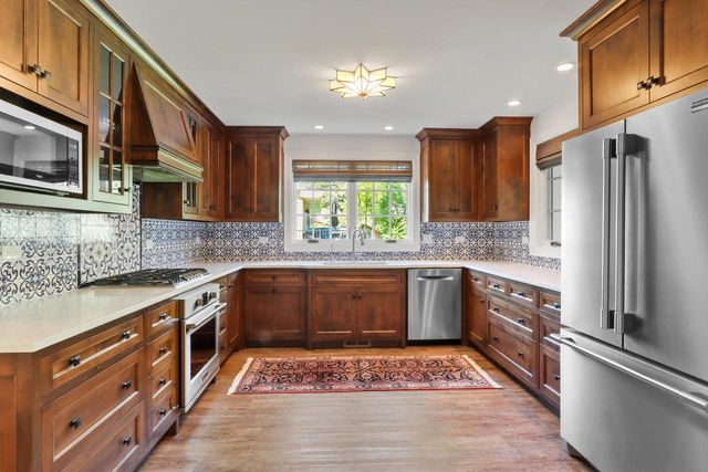 W5225 Sterlingworth COURT, Elkhorn, WI 53121