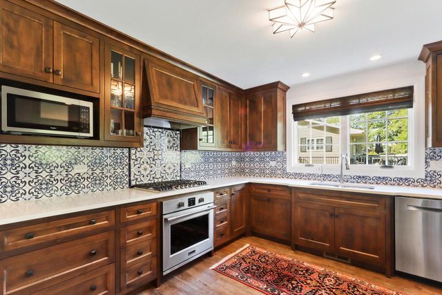 W5225 Sterlingworth COURT, Elkhorn, WI 53121