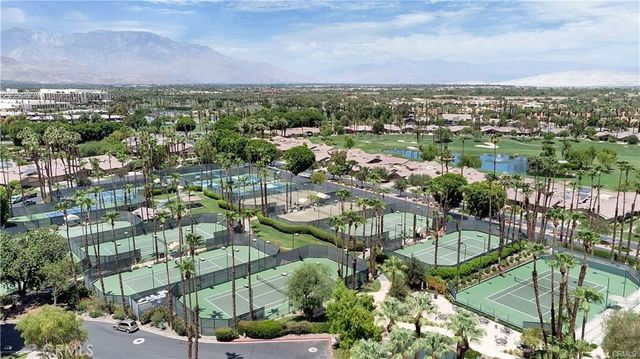 84 Running Springs, Palm Desert, CA 92211