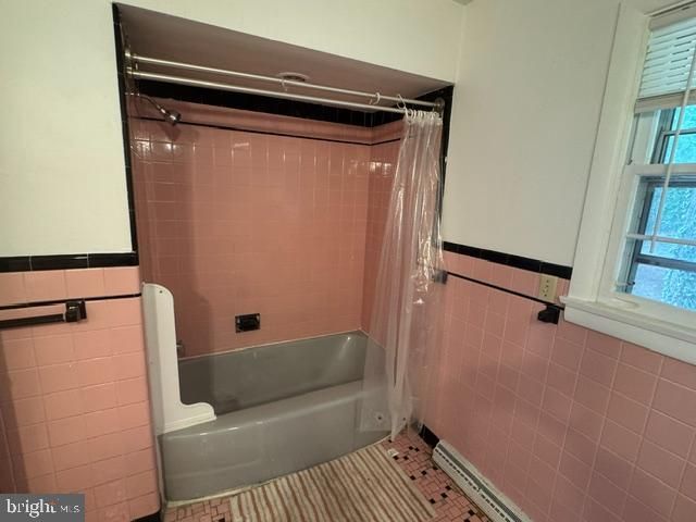 112 OLD MILL DR, Camp Hill, PA 17011