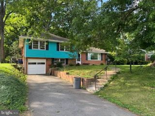 112 OLD MILL DR, Camp Hill, PA 17011