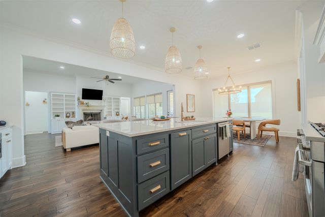 161 Ella Kate, Longview, TX 75605