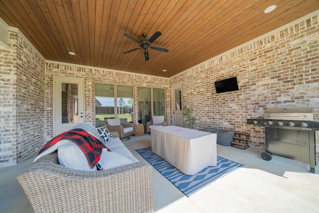 161 Ella Kate, Longview, TX 75605