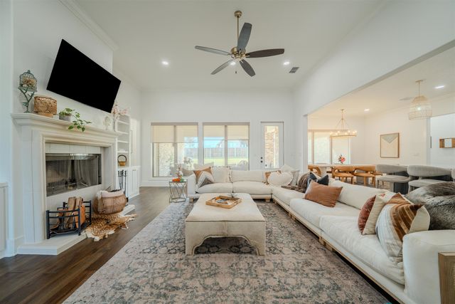 161 Ella Kate, Longview, TX 75605