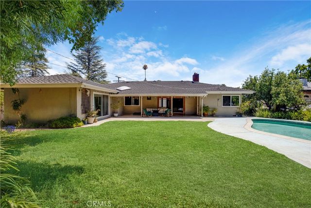 23939 Califa Street, Woodland Hills, CA 91367