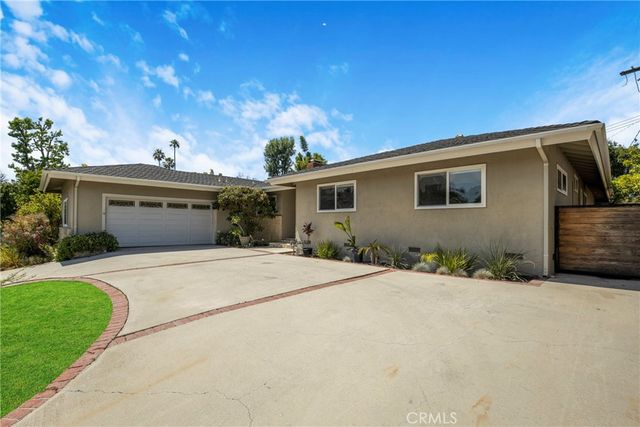 23939 Califa Street, Woodland Hills, CA 91367