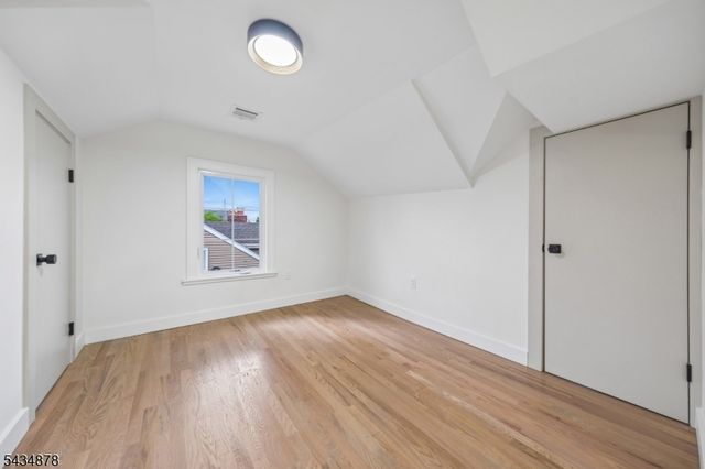 210 Paterson Ave, Hasbrouck Heights Boro, NJ 07604