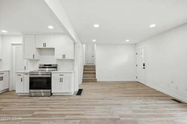 12807 Larissa Lane, Neosho, MO 64850