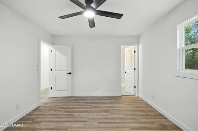 12807 Larissa Lane, Neosho, MO 64850