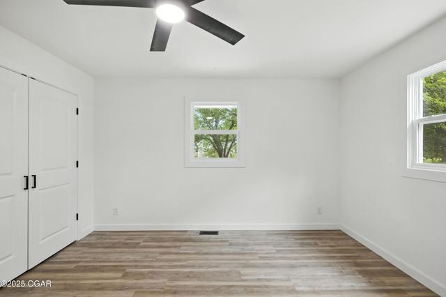 12807 Larissa Lane, Neosho, MO 64850