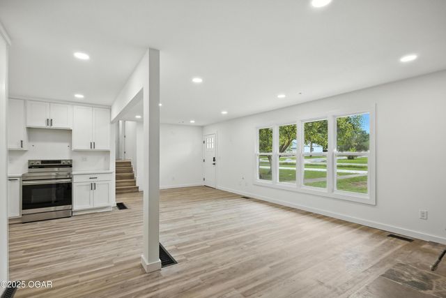 12807 Larissa Lane, Neosho, MO 64850