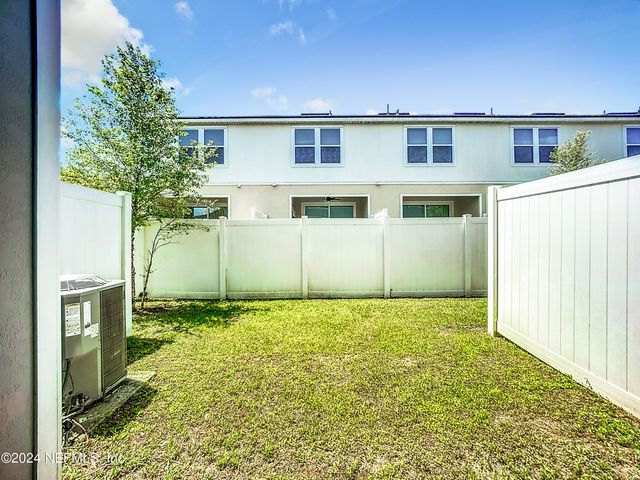 2839 BLACK BUCK Circle, Jacksonville, FL 32225