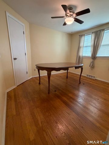 180 Portland Street, New Haven, CT 06513