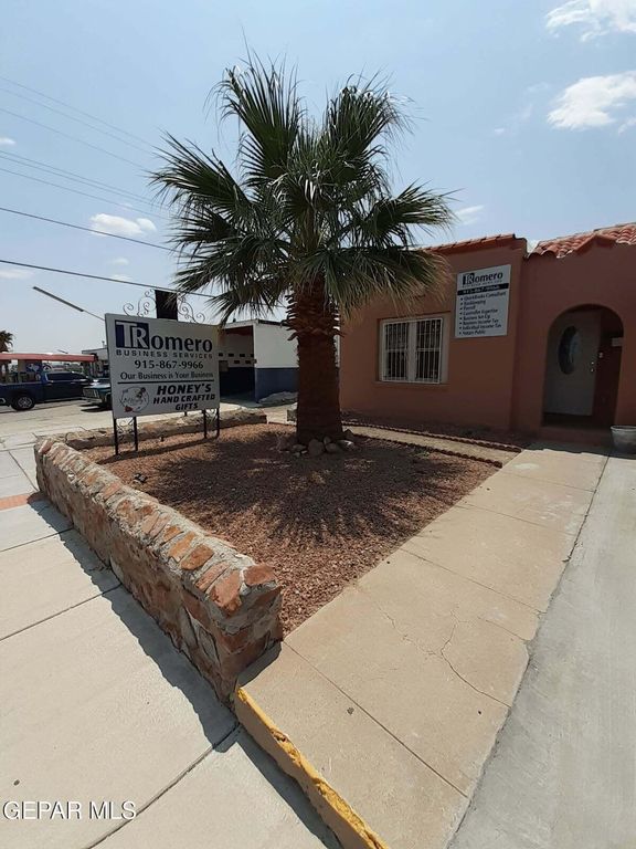 2615 N N. Piedras Street, El Paso, TX 79930