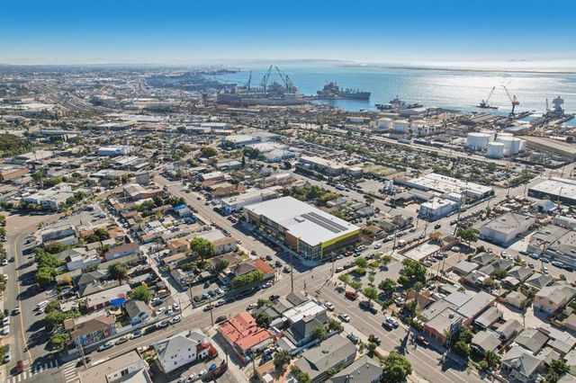 2186 National Ave, San Diego, CA 92113