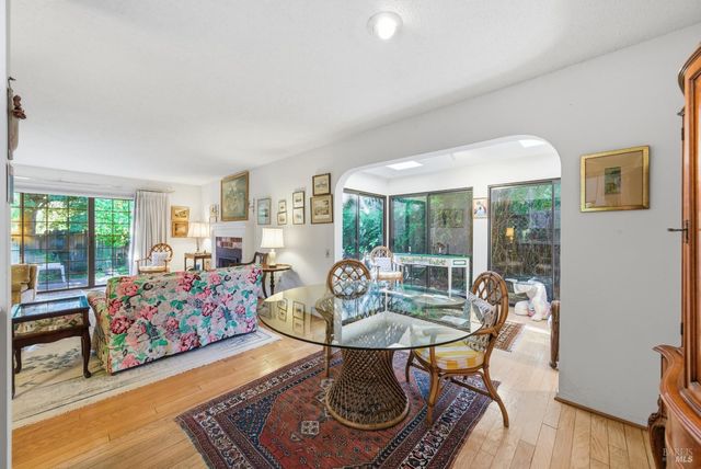 1339 Mission Dr, Sonoma, CA 95476