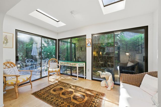 1339 Mission Dr, Sonoma, CA 95476