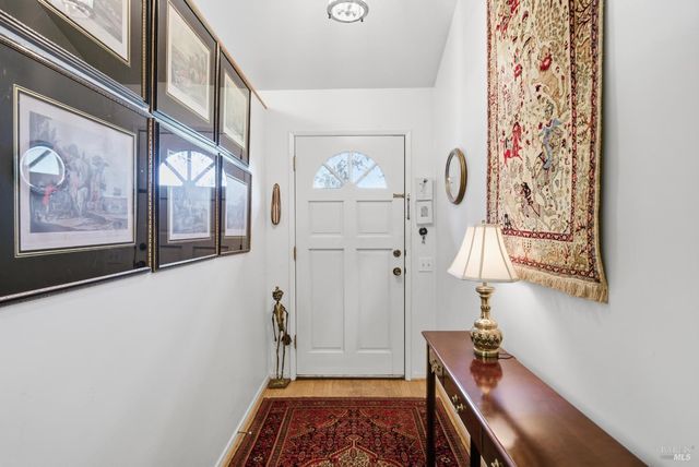 1339 Mission Dr, Sonoma, CA 95476