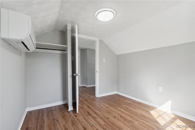 512 St Andrew St, Petersburg, VA 23803