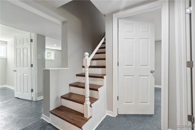 512 St Andrew St, Petersburg, VA 23803
