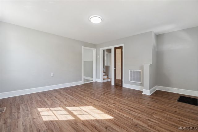 512 St Andrew St, Petersburg, VA 23803