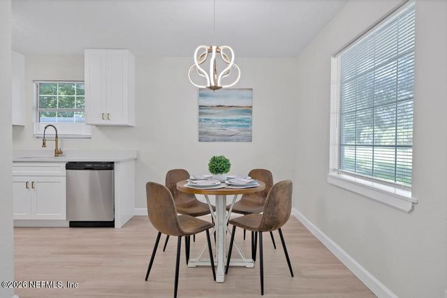 824 S 10TH Street, Fernandina Beach, FL 32034