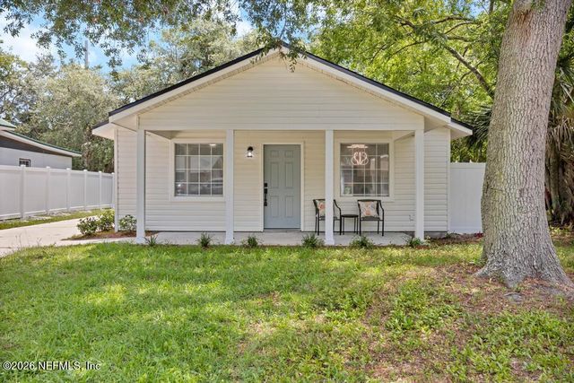 824 S 10TH Street, Fernandina Beach, FL 32034