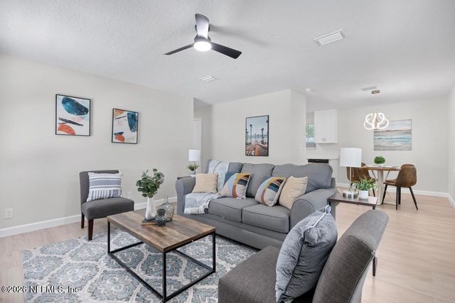 824 S 10TH Street, Fernandina Beach, FL 32034