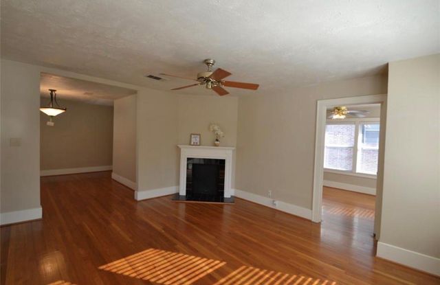 1507 Mcduffie Street, Houston, TX 77019